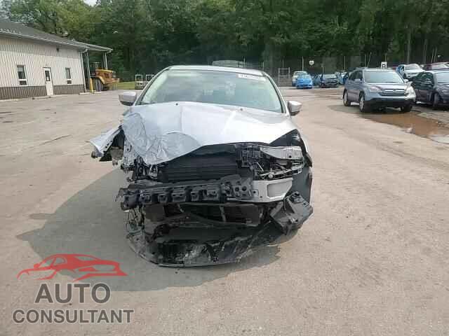 FORD FOCUS 2017 - 1FADP3H20HL330614