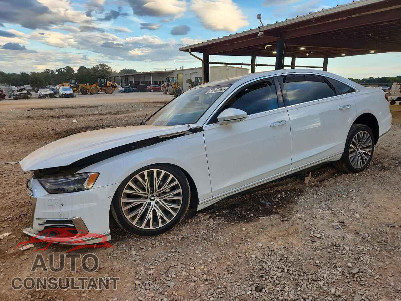 AUDI A8 2021 - WAU8DAF88MN008198