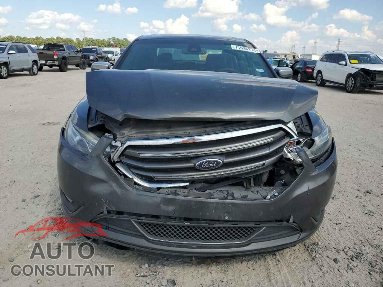 FORD TAURUS 2017 - 1FAHP2F89HG102560