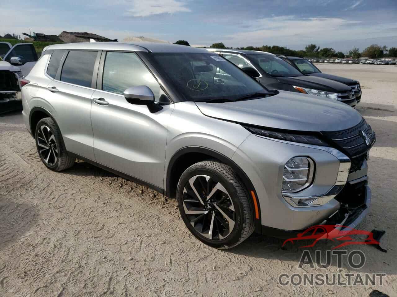 MITSUBISHI OUTLANDER 2022 - JA4J3UA85NZ025562