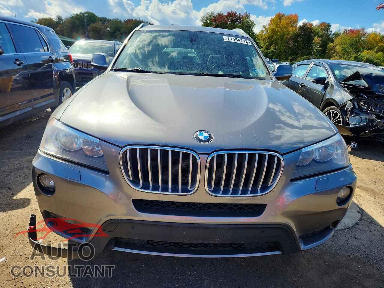 BMW X3 2014 - 5UXWX9C52E0D42608