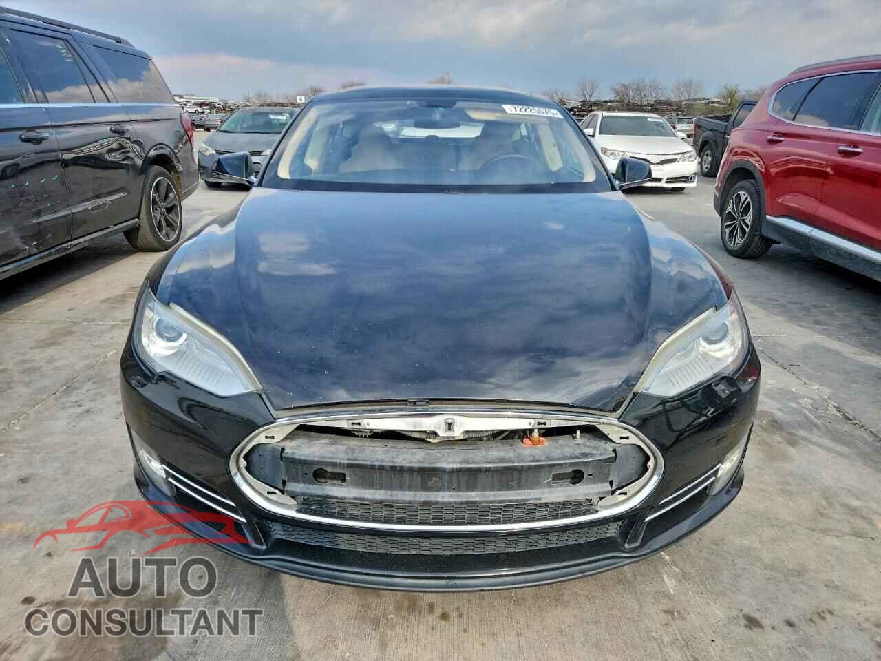 TESLA MODEL S 2013 - 5YJSA1CN3DFP07720