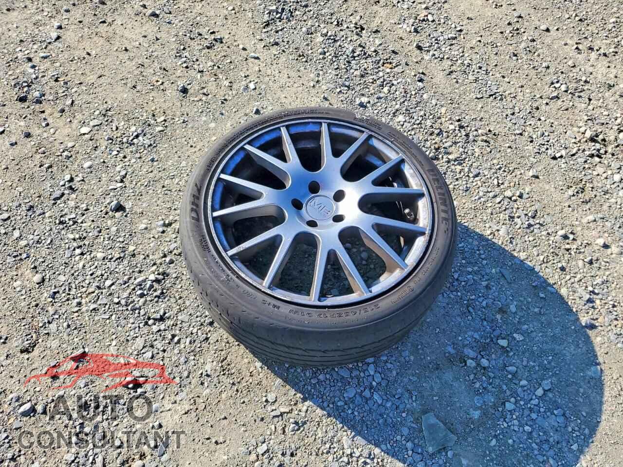 LEXUS CT 200 2011 - JTHKD5BH8B2008835