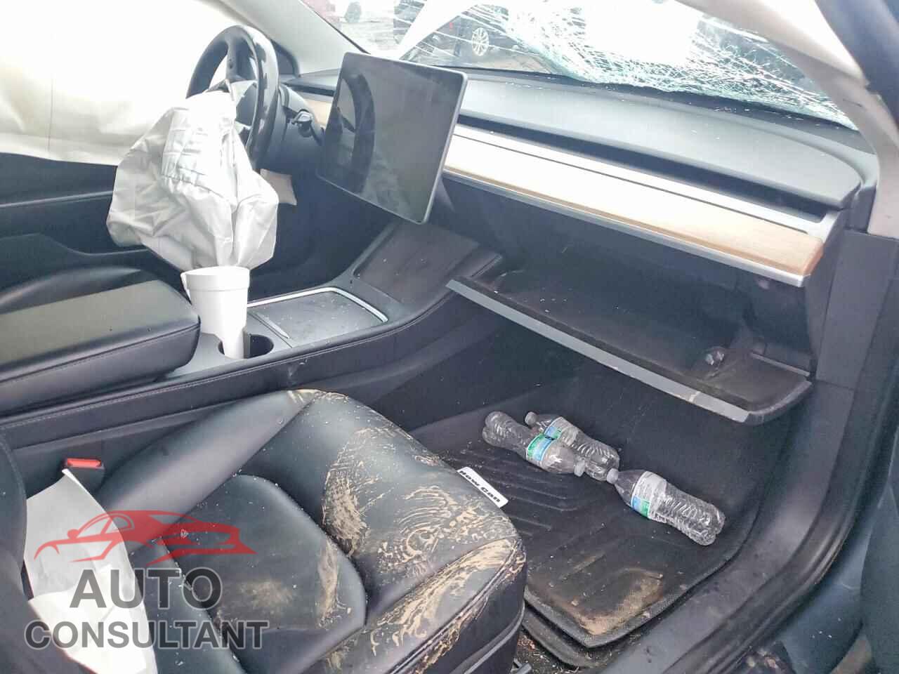 TESLA MODEL 3 2022 - 5YJ3E1EA7NF285584