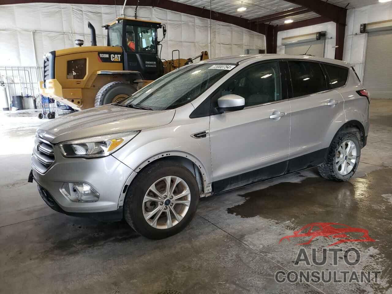 FORD ESCAPE 2017 - 1FMCU0GD3HUC33641