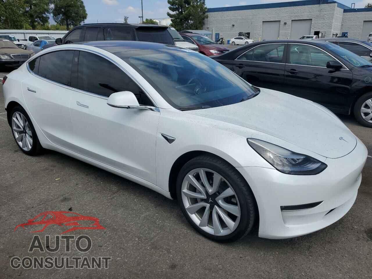 TESLA MODEL 3 2018 - 5YJ3E1EA5JF164689