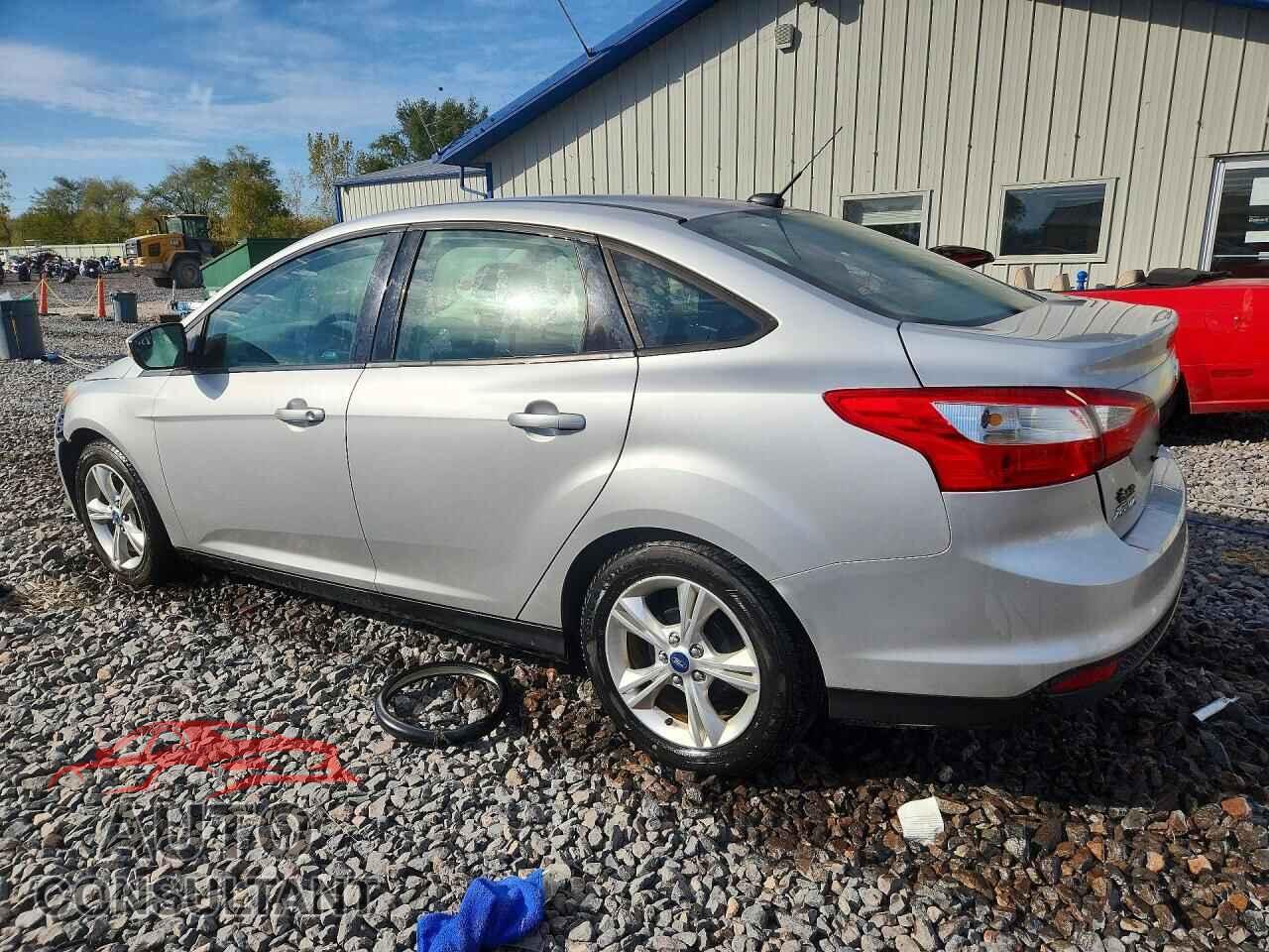 FORD FOCUS 2014 - 1FADP3F23EL205895