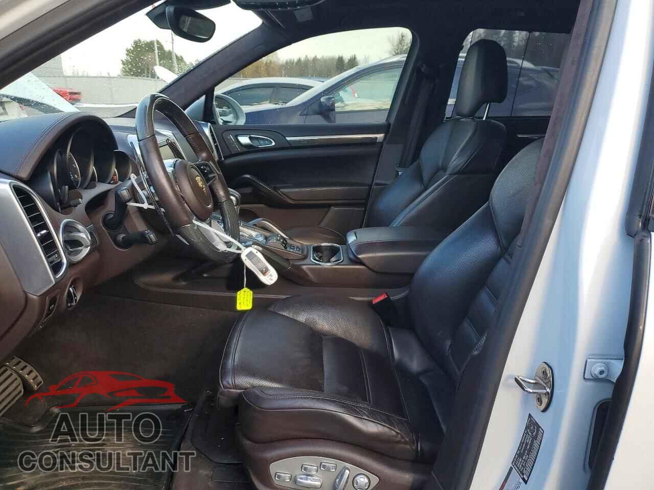 PORSCHE CAYENNE 2016 - WP1AD2A26GLA71926