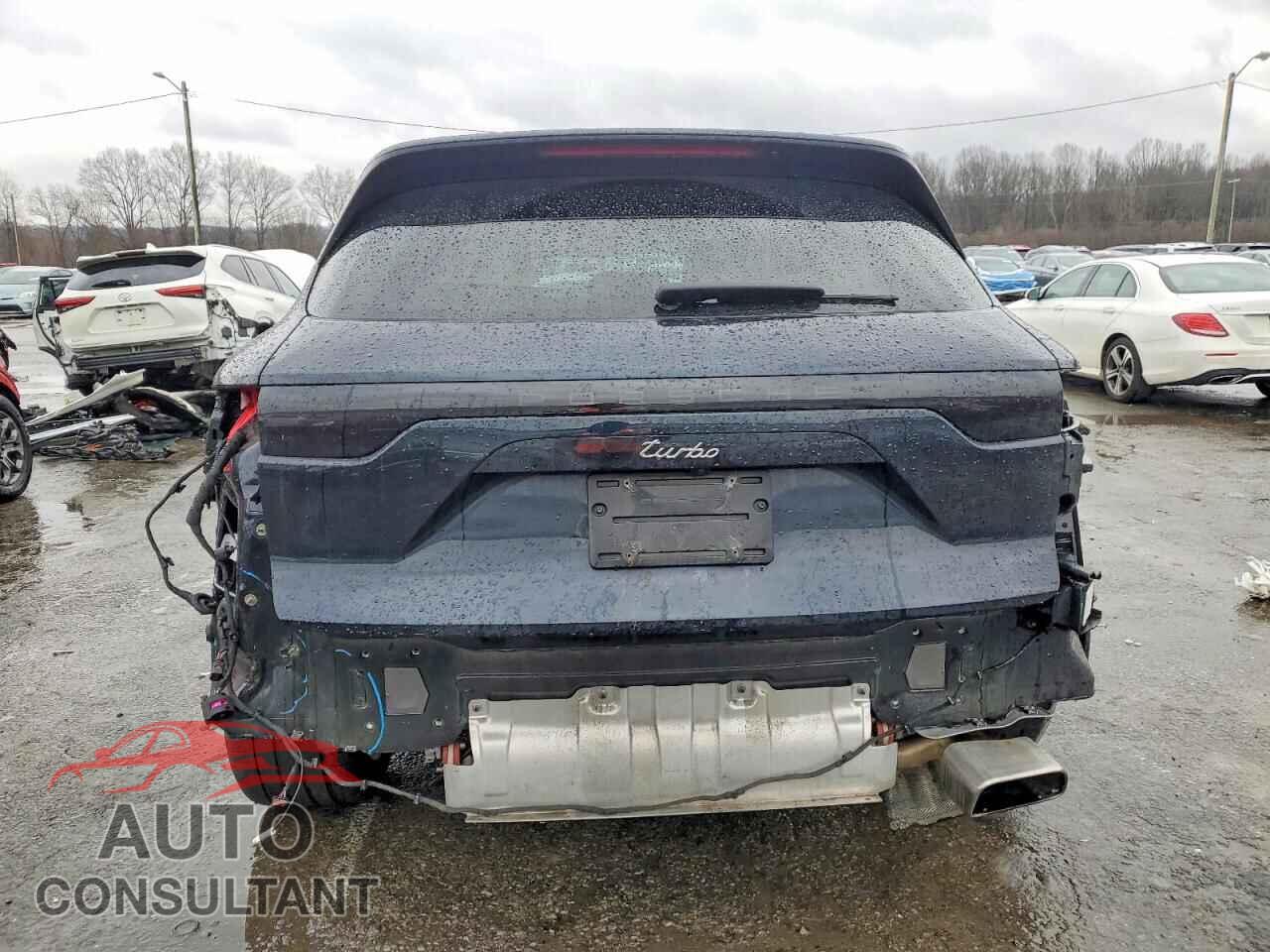 PORSCHE CAYENNE 2019 - WP1AA2AY7KDA10388