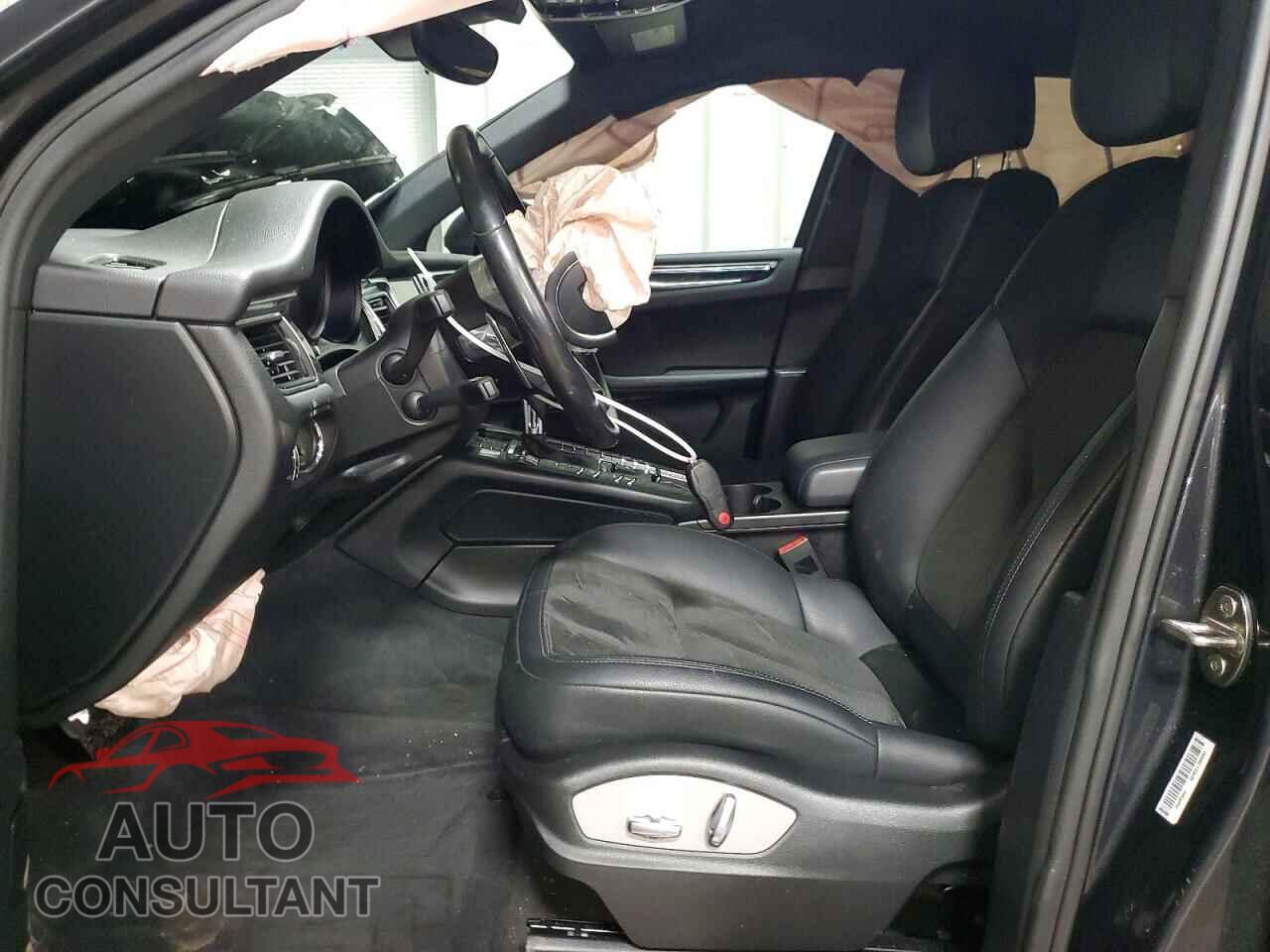 PORSCHE MACAN 2017 - WP1AA2A55HLB00627