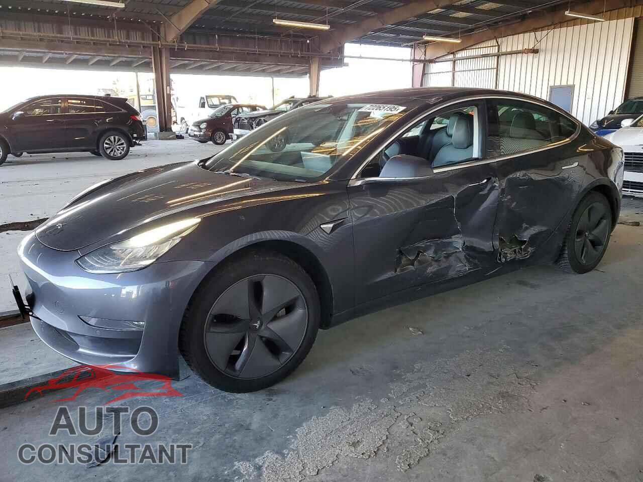 TESLA MODEL 3 2019 - 5YJ3E1EB7KF451817