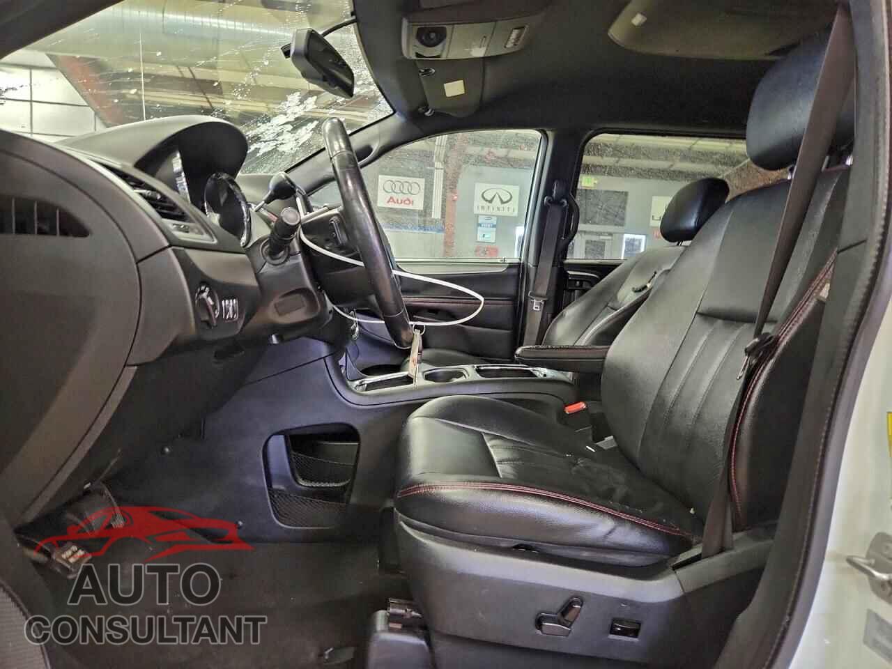 DODGE CARAVAN 2017 - 2C4RDGEG7HR717331