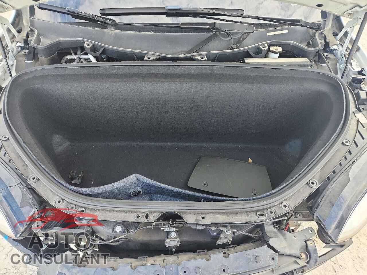 TESLA MODEL X 2020 - 5YJXCAE29LF281159