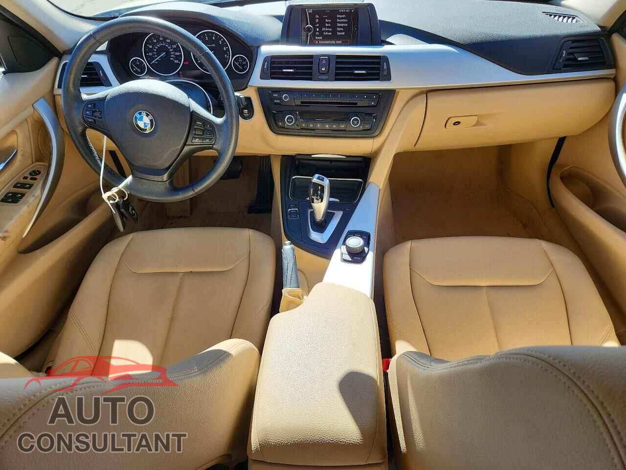 BMW 3 SERIES 2013 - WBA3A5C58DF358543