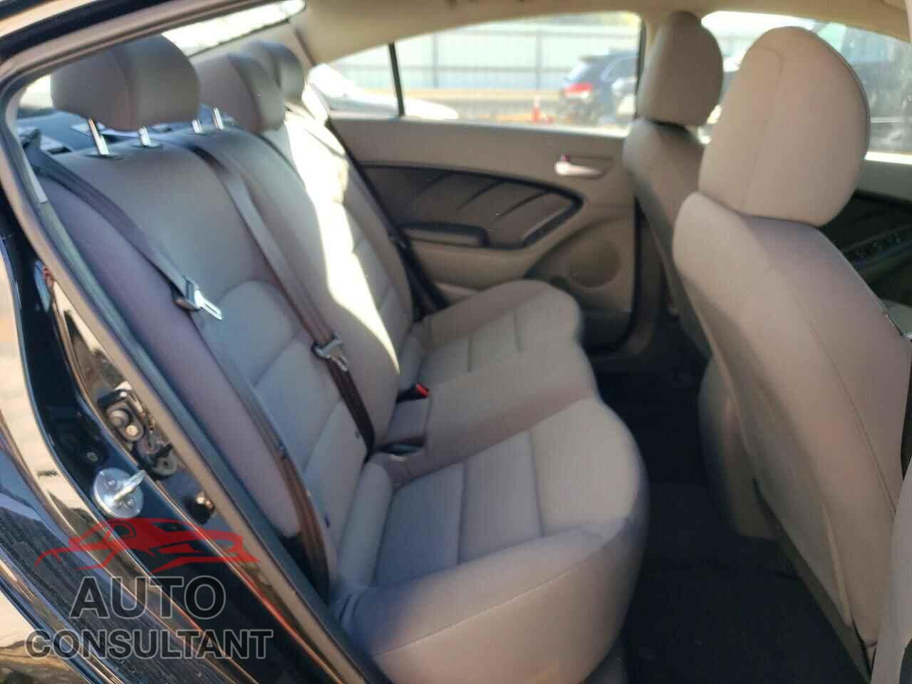 KIA FORTE 2017 - 3KPFK4A71HE033650