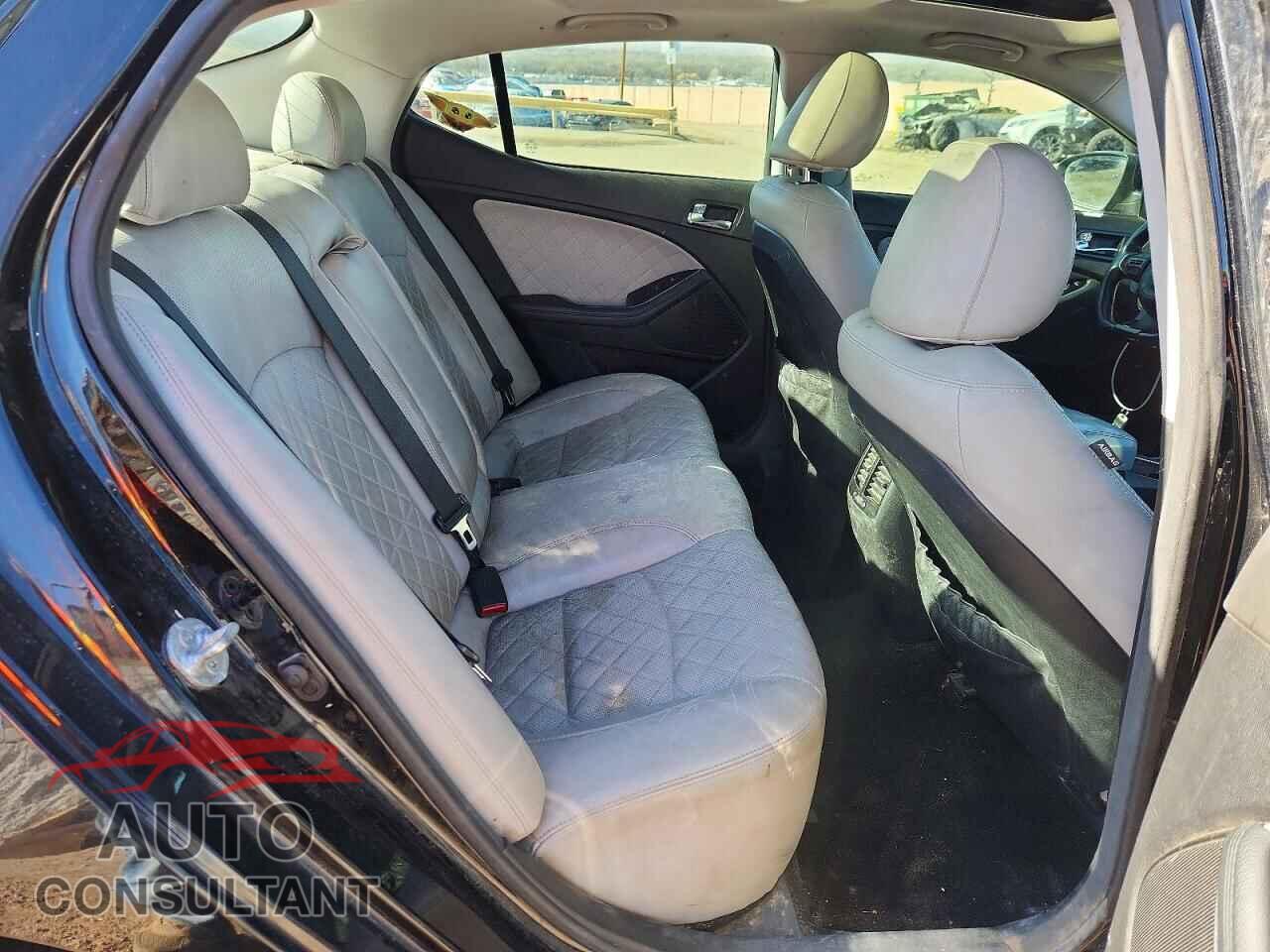 KIA OPTIMA 2014 - 5XXGR4A63EG329005