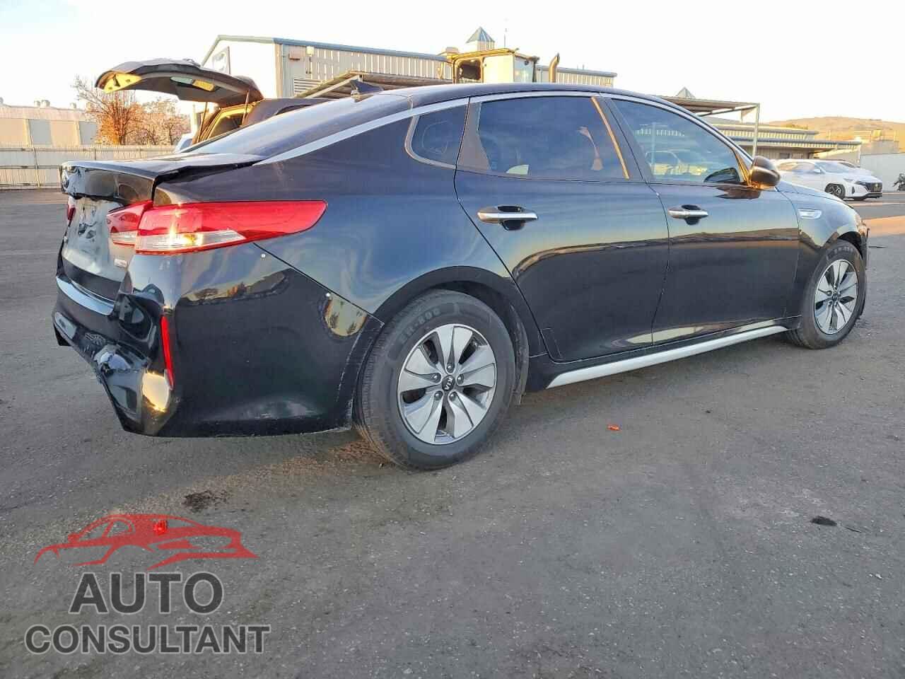 KIA OPTIMA 2017 - KNAGT4LE3H5017441