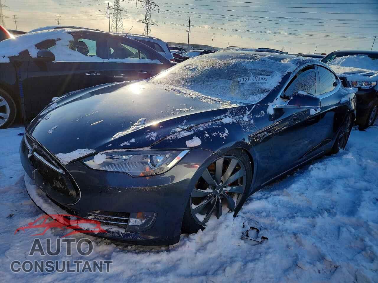 TESLA MODEL S 2015 - 5YJSA1H21FFP69876