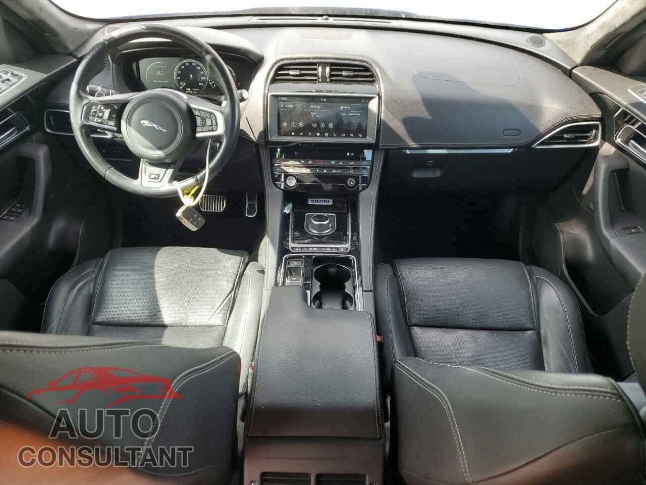 JAGUAR F-PACE 2018 - SADCM2FVXJA240110