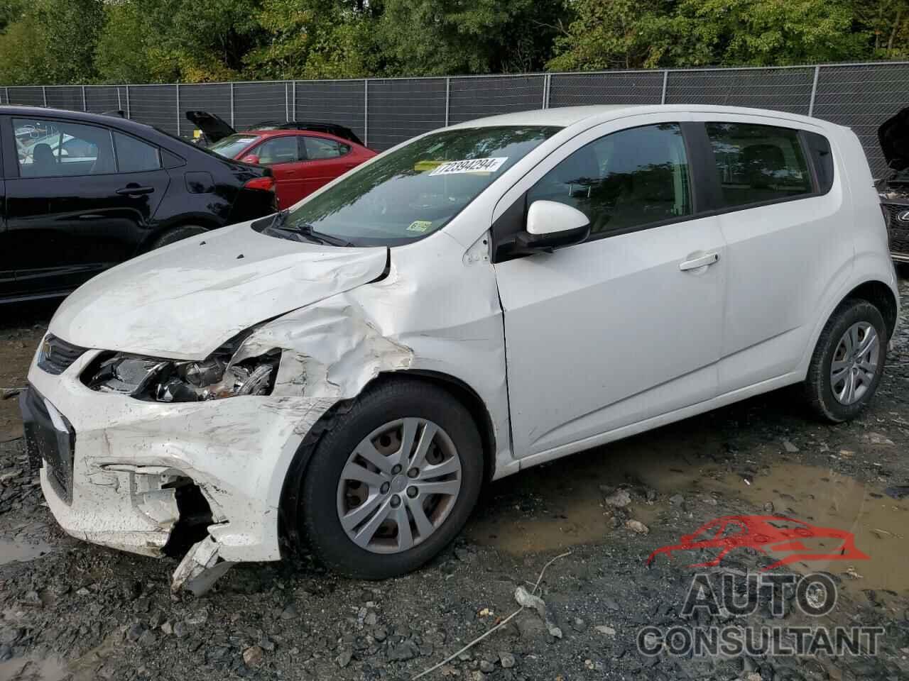 CHEVROLET SONIC 2017 - 1G1JG6SG9H4175633