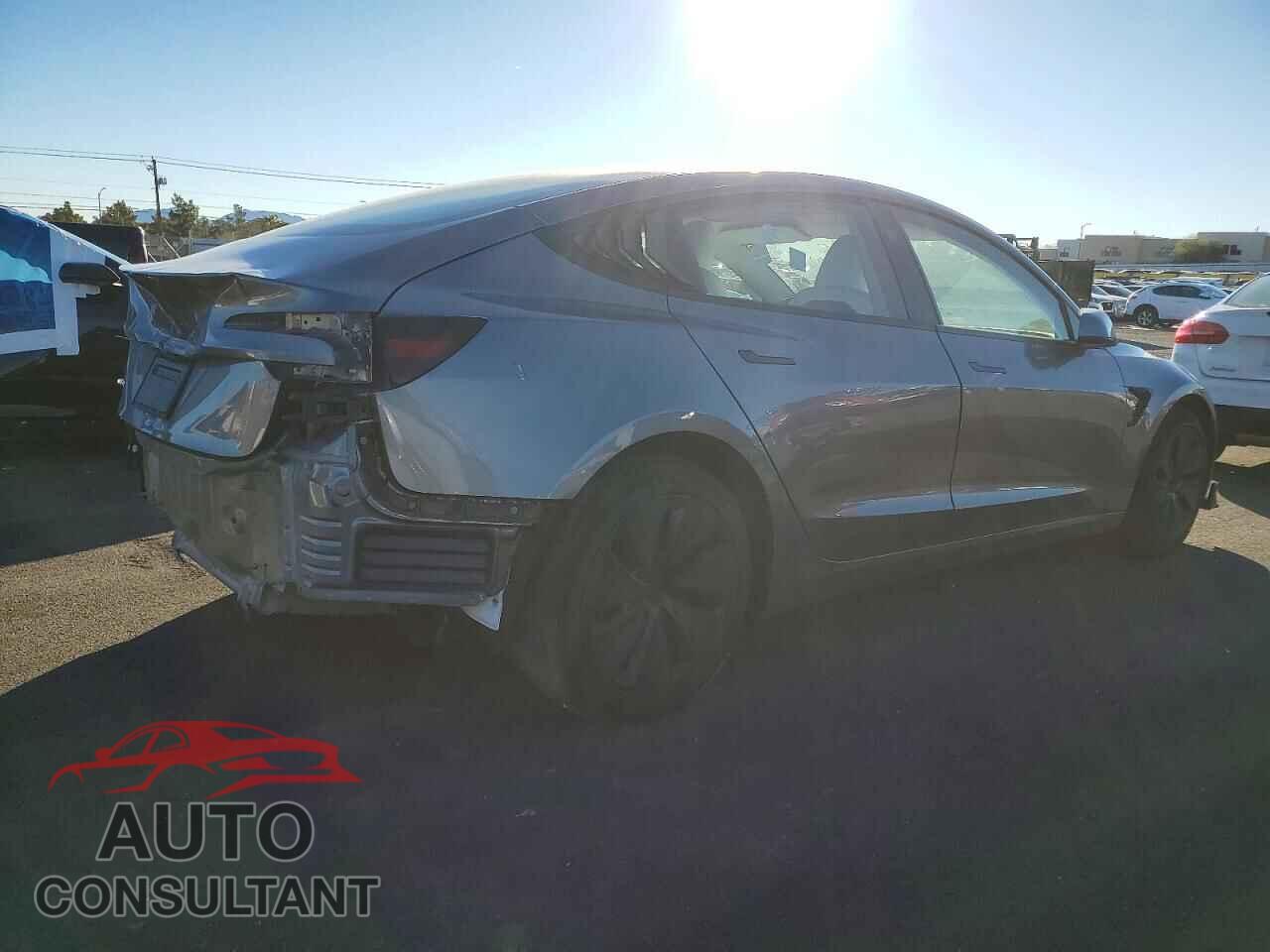 TESLA MODEL 3 2024 - 5YJ3E1EA3RF856672