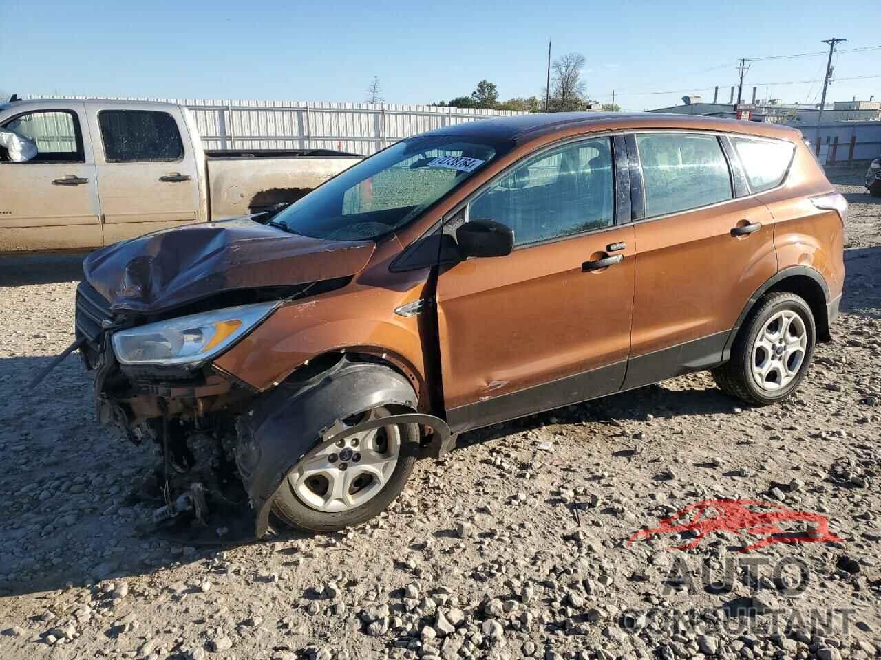 FORD ESCAPE 2017 - 1FMCU0F76HUB97746