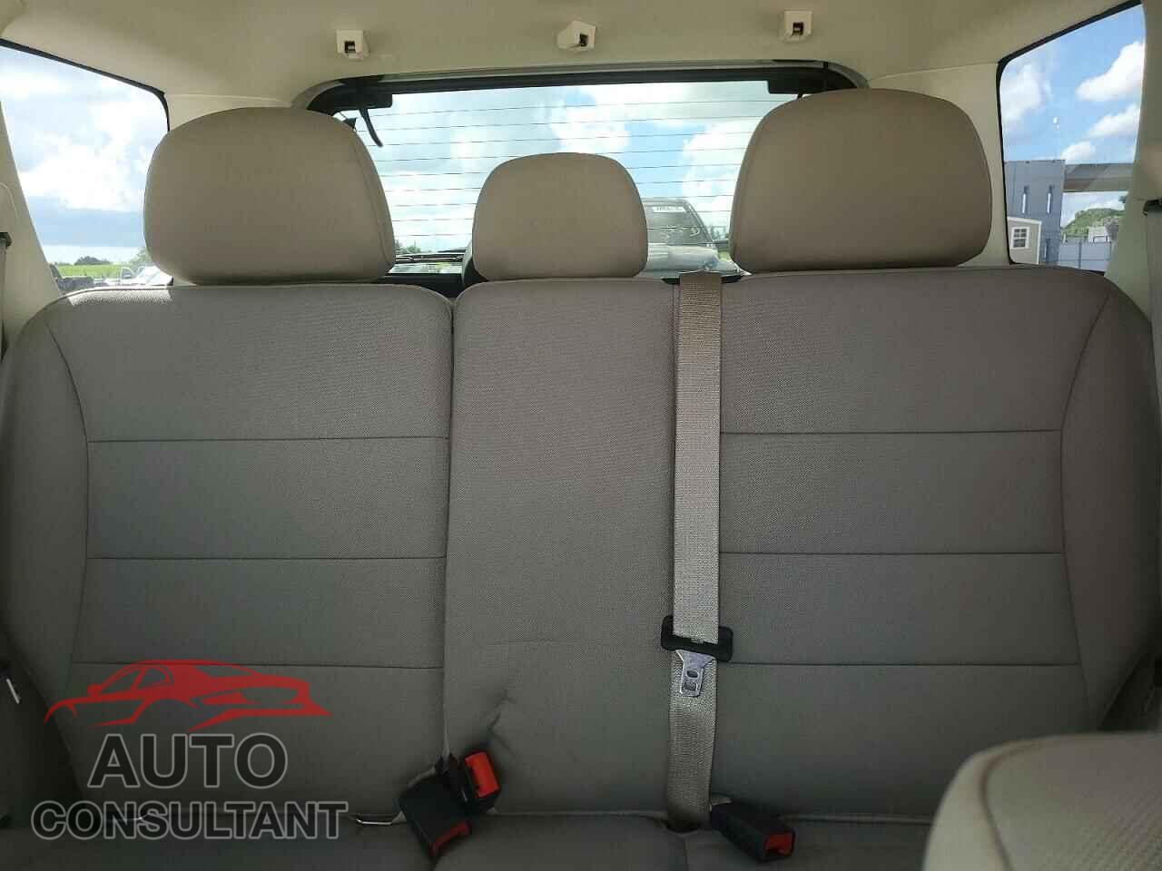 FORD ESCAPE 2012 - 1FMCU0DG9CKB15872