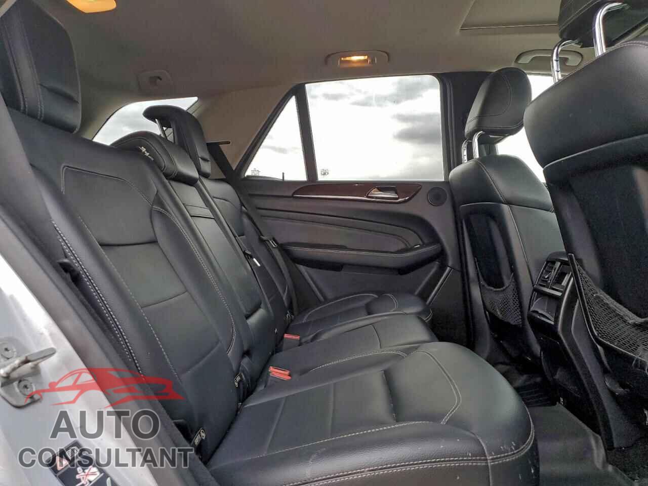 MERCEDES-BENZ M-CLASS 2012 - 4JGDA5HB2CA026577