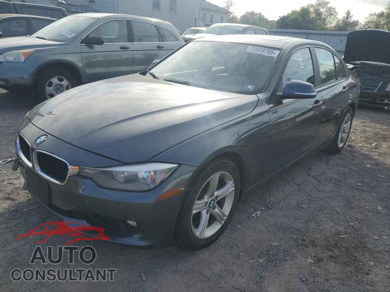 BMW 3 SERIES 2013 - WBA3C3C53DF981129