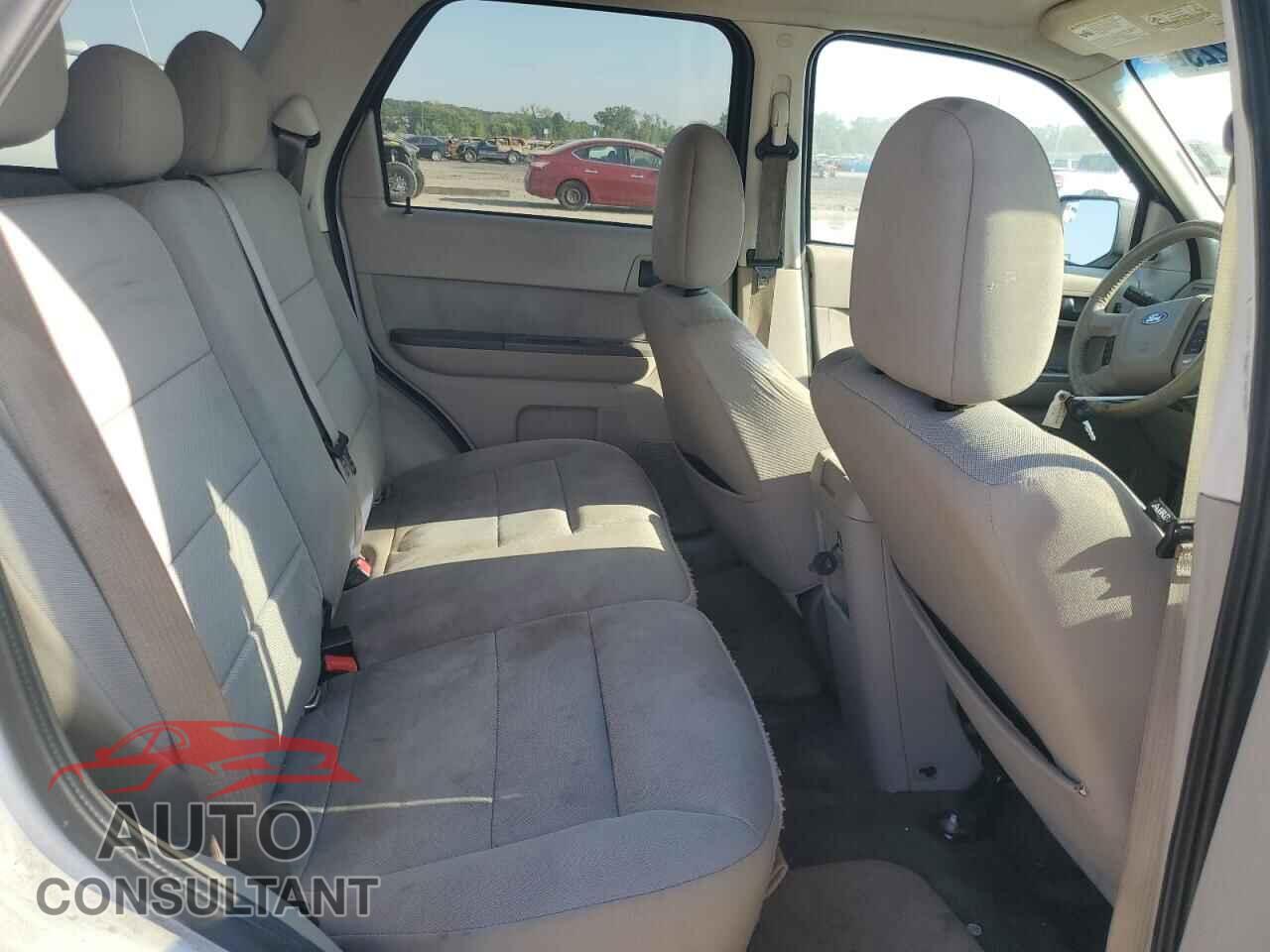 FORD ESCAPE 2011 - 1FMCU9D70BKC38754