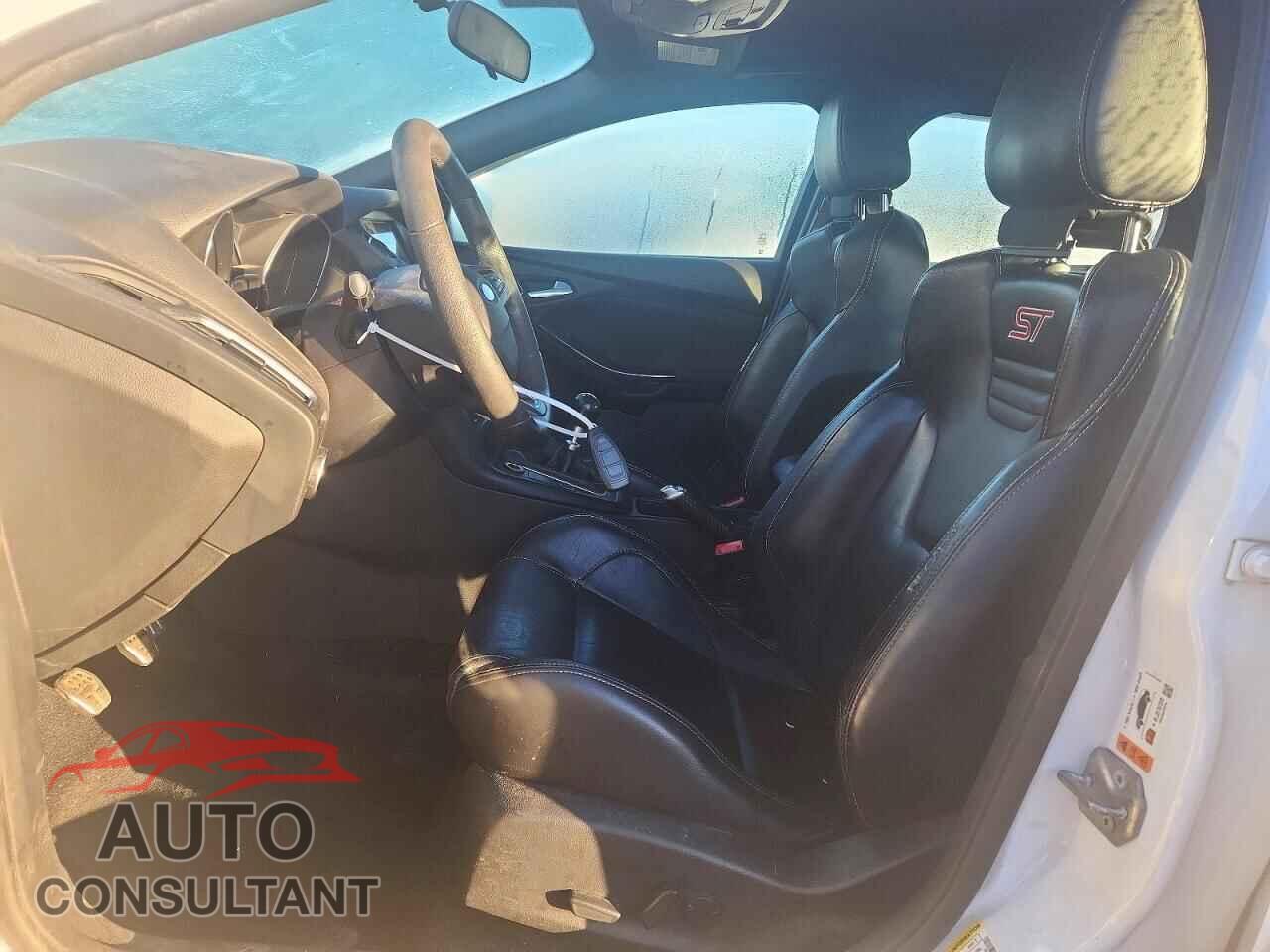 FORD FOCUS 2017 - 1FADP3L9XHL345335