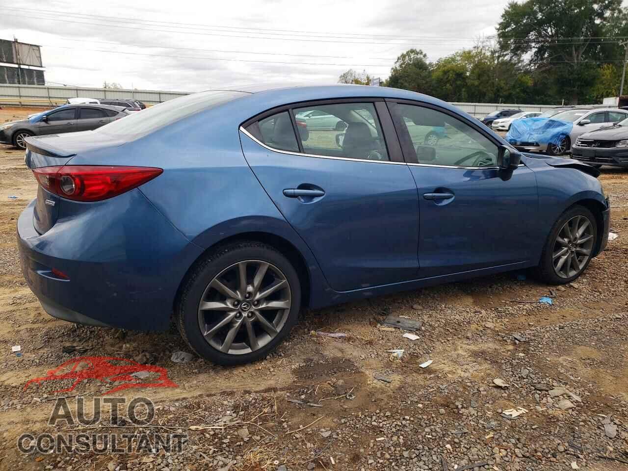 MAZDA 3 2018 - 3MZBN1V30JM193572