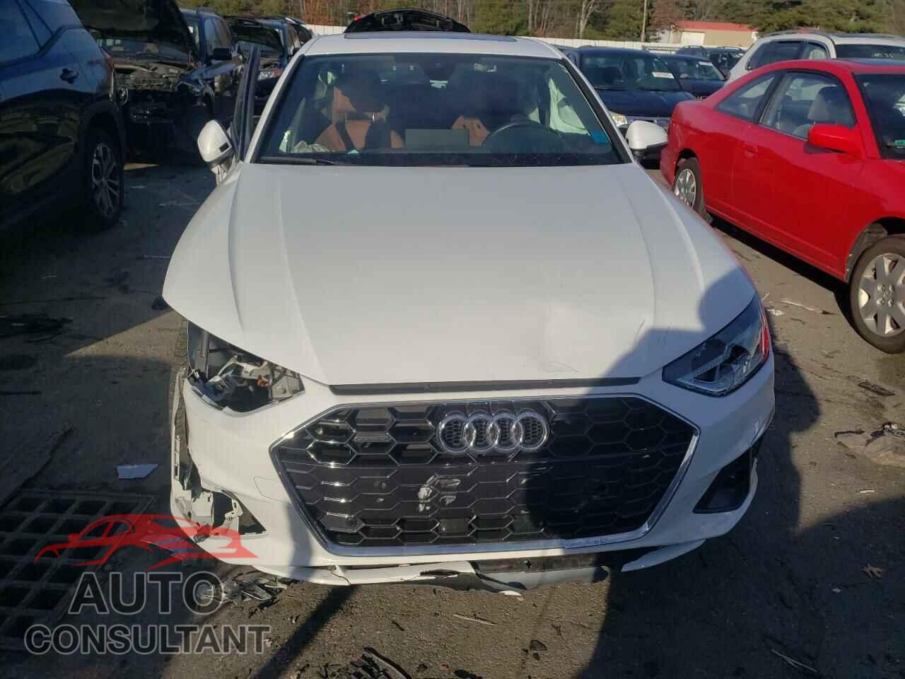 AUDI A4 2021 - WAUDAAF4XMA030876