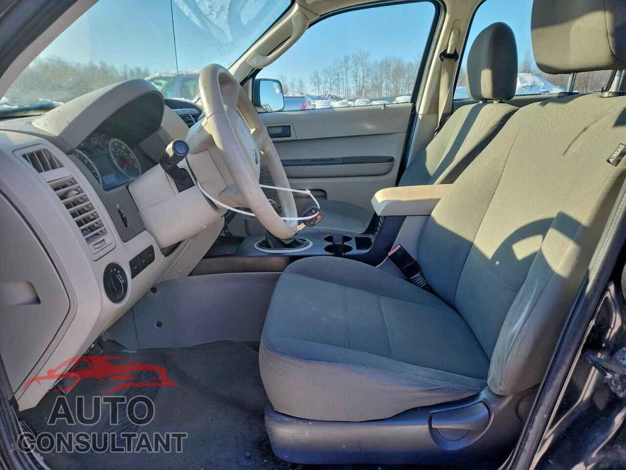 FORD ESCAPE 2011 - 1FMCU0C71BKB50941