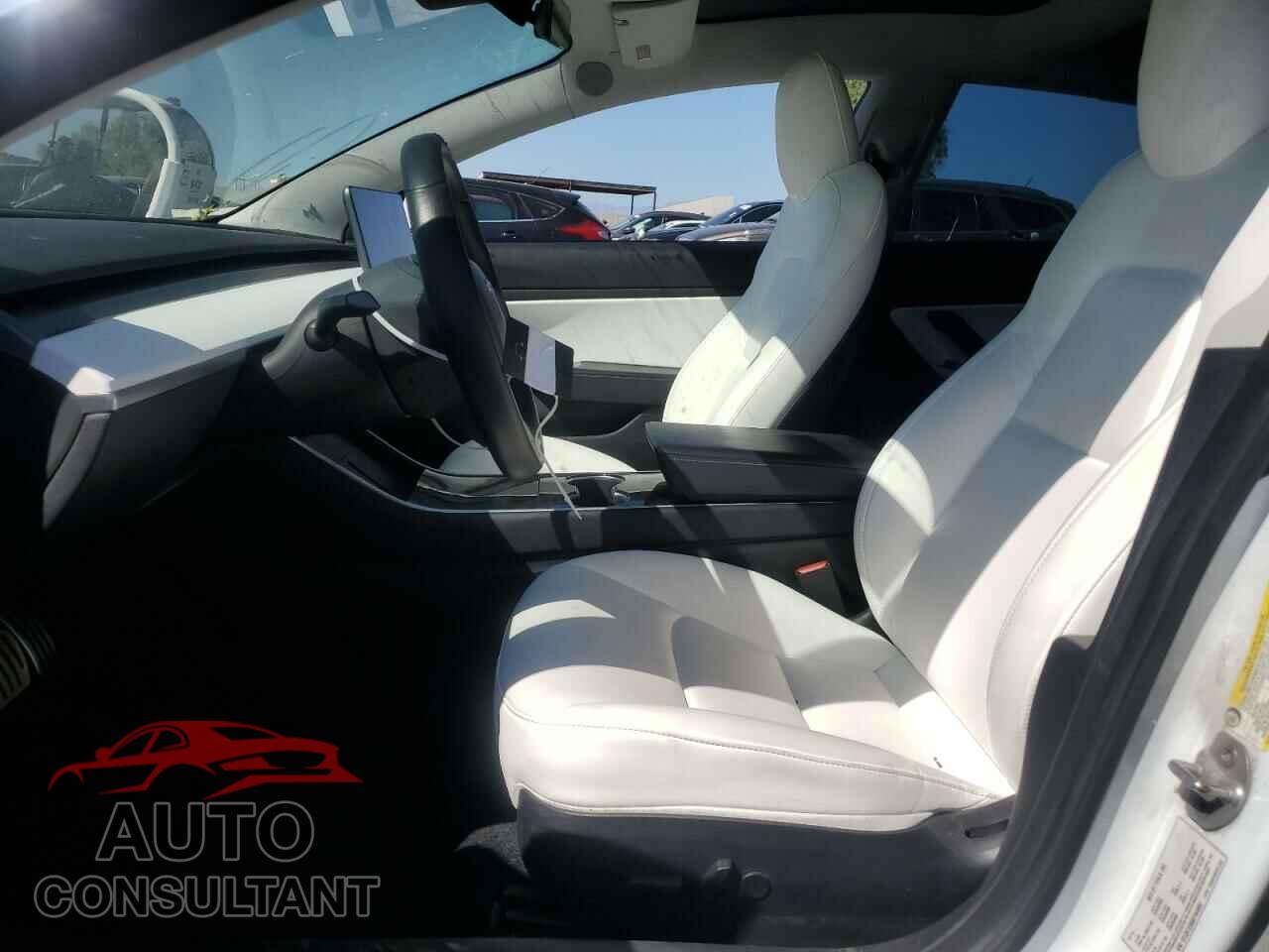TESLA MODEL 3 2019 - 5YJ3E1EB6KF454997