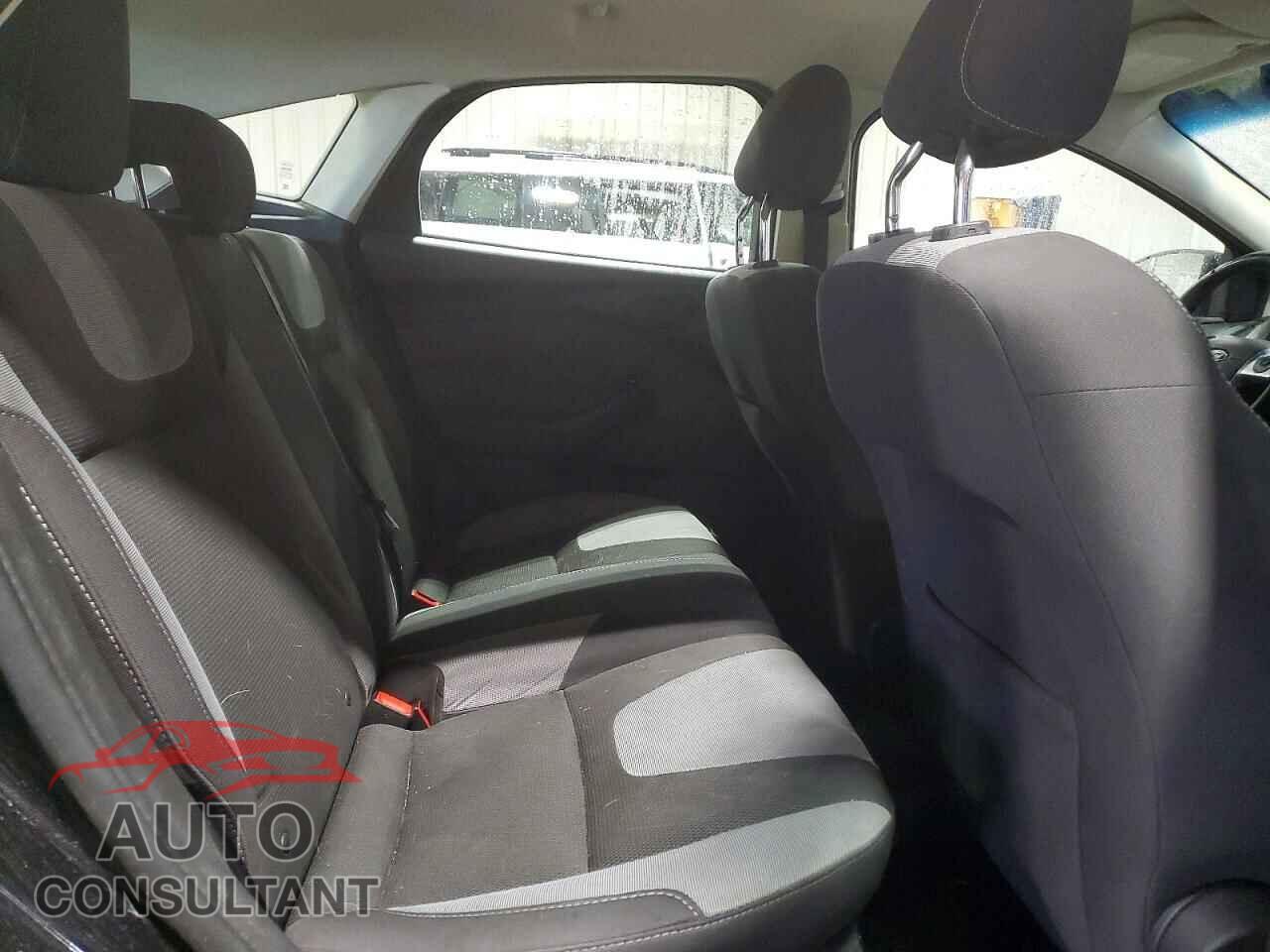 FORD FOCUS 2012 - 1FAHP3K20CL359940