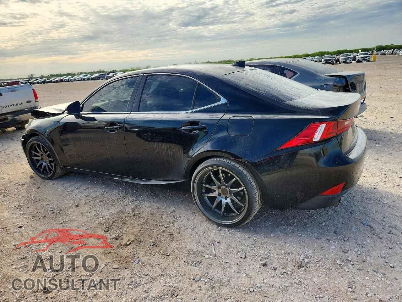 LEXUS IS 2014 - JTHBF1D24E5027607