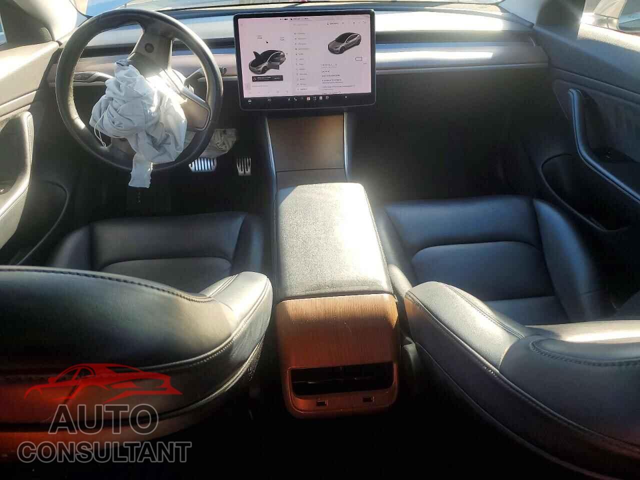 TESLA MODEL 3 2018 - 5YJ3E1EA6JF052080