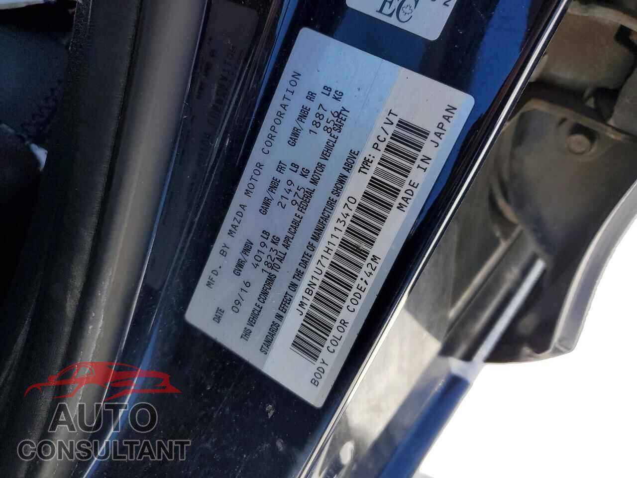 MAZDA 3 2017 - JM1BN1U71H1113470