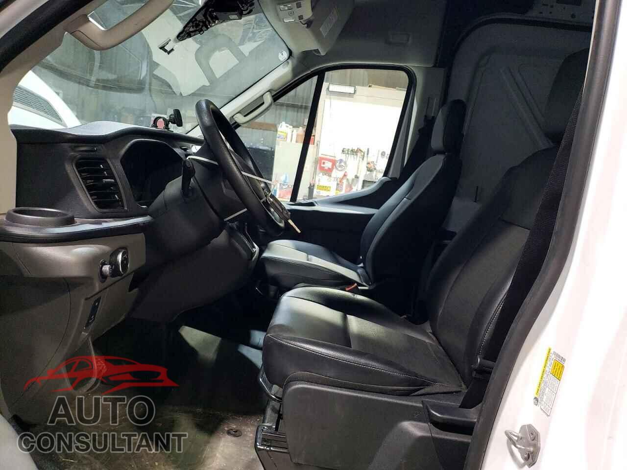 FORD TRANSIT 2025 - 1FTBR1C86SKB07549