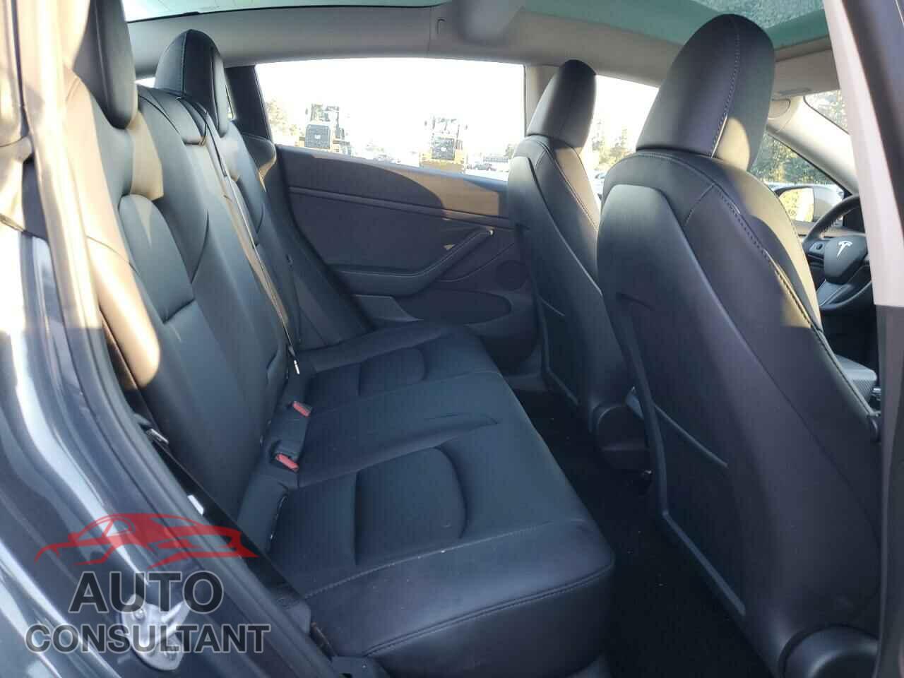 TESLA MODEL 3 2023 - 5YJ3E1EA1PF642549