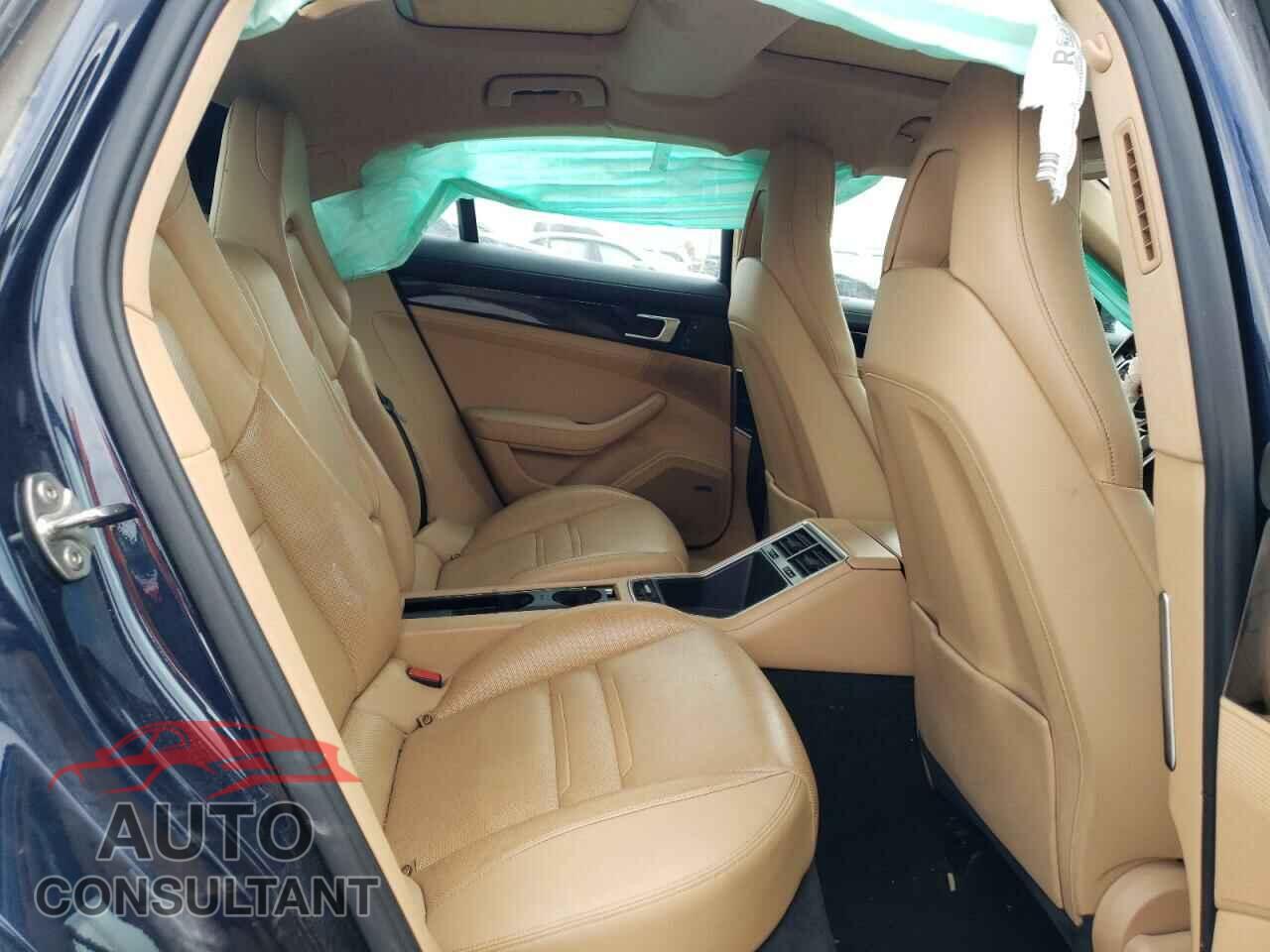 PORSCHE PANAMERA 2018 - WP0AA2A76JL115629