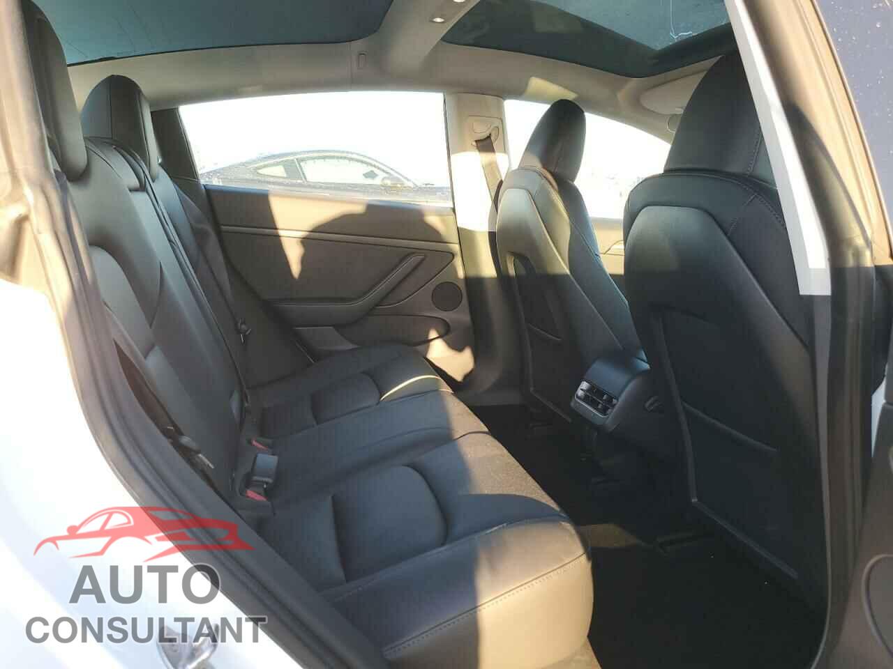 TESLA MODEL 3 2023 - 5YJ3E1EA1PF546937