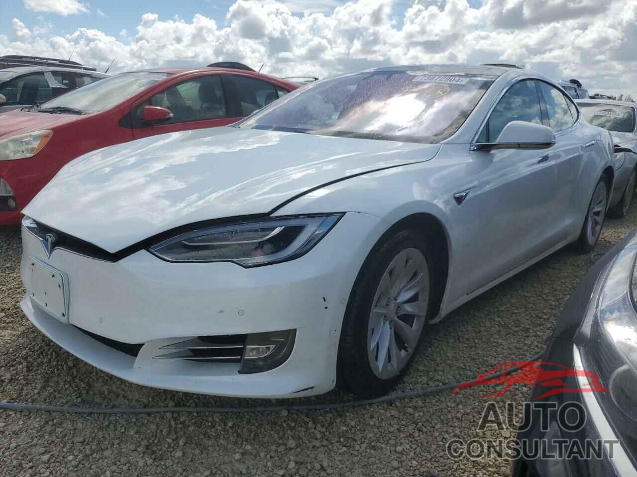 TESLA MODEL S 2017 - 5YJSA1E23HF217576