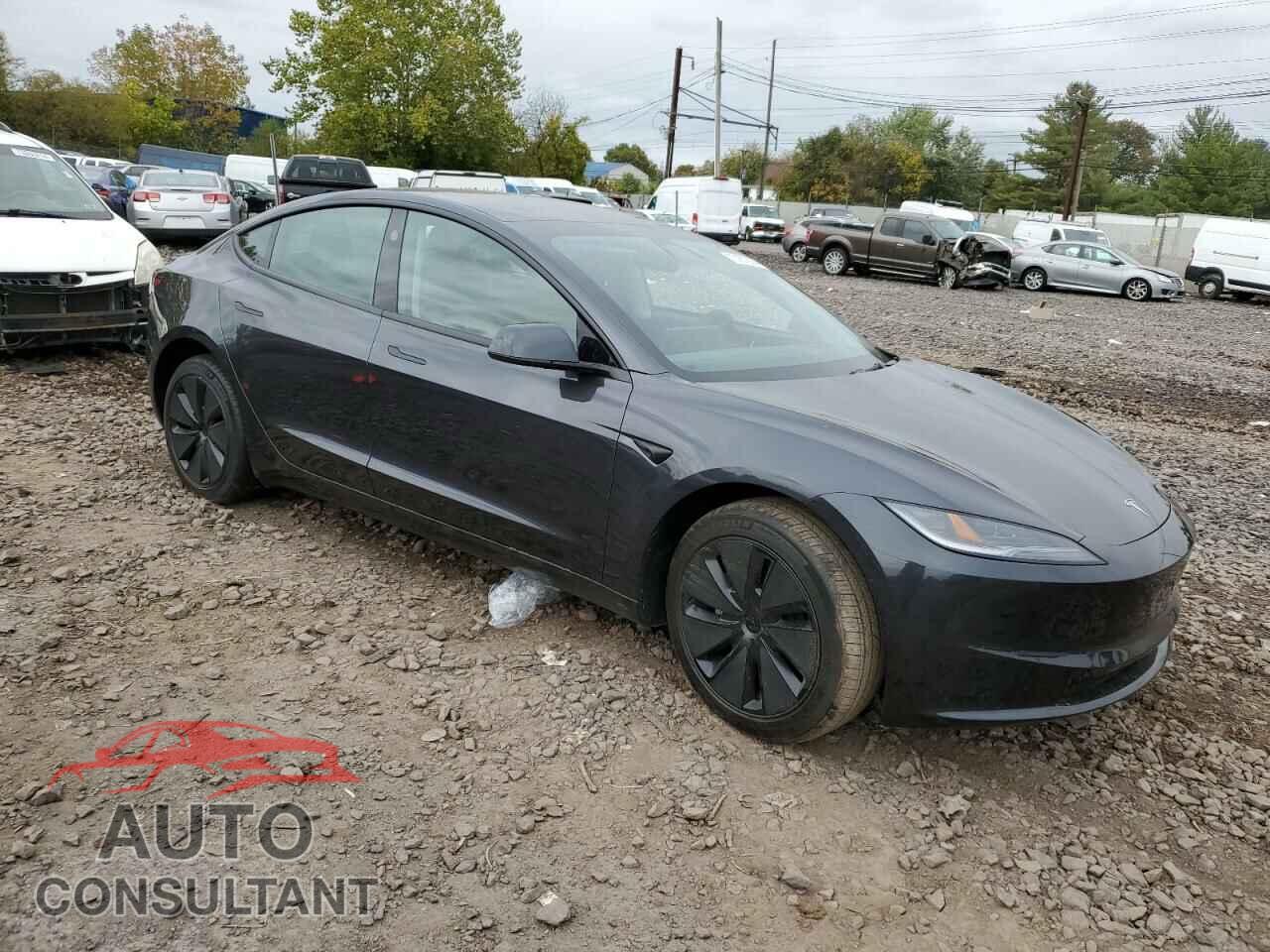 TESLA MODEL 3 2024 - 5YJ3E1EA4RF834504