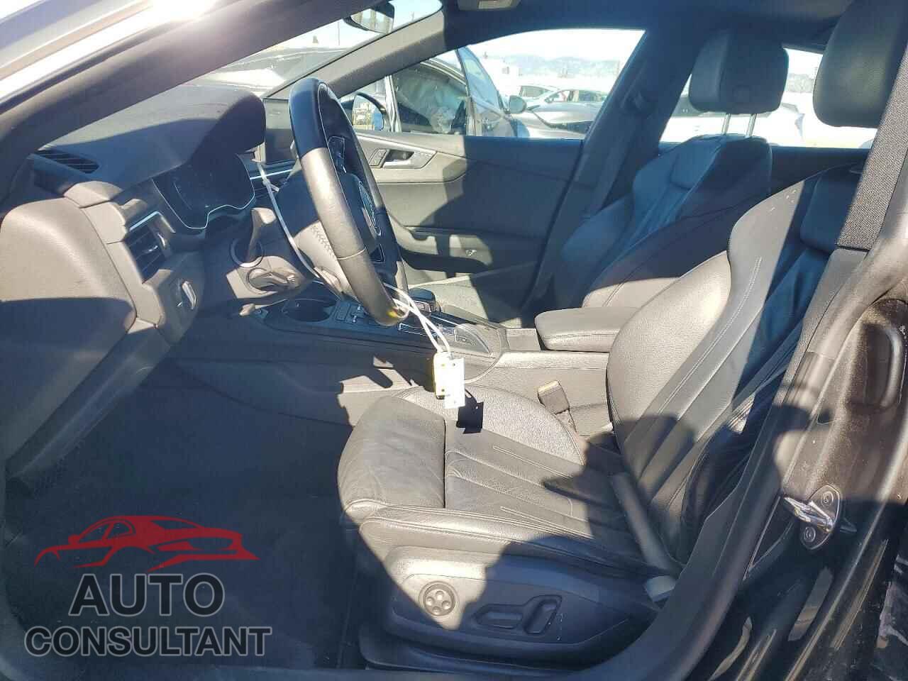AUDI A5 2018 - WAUDNCF59JA006864