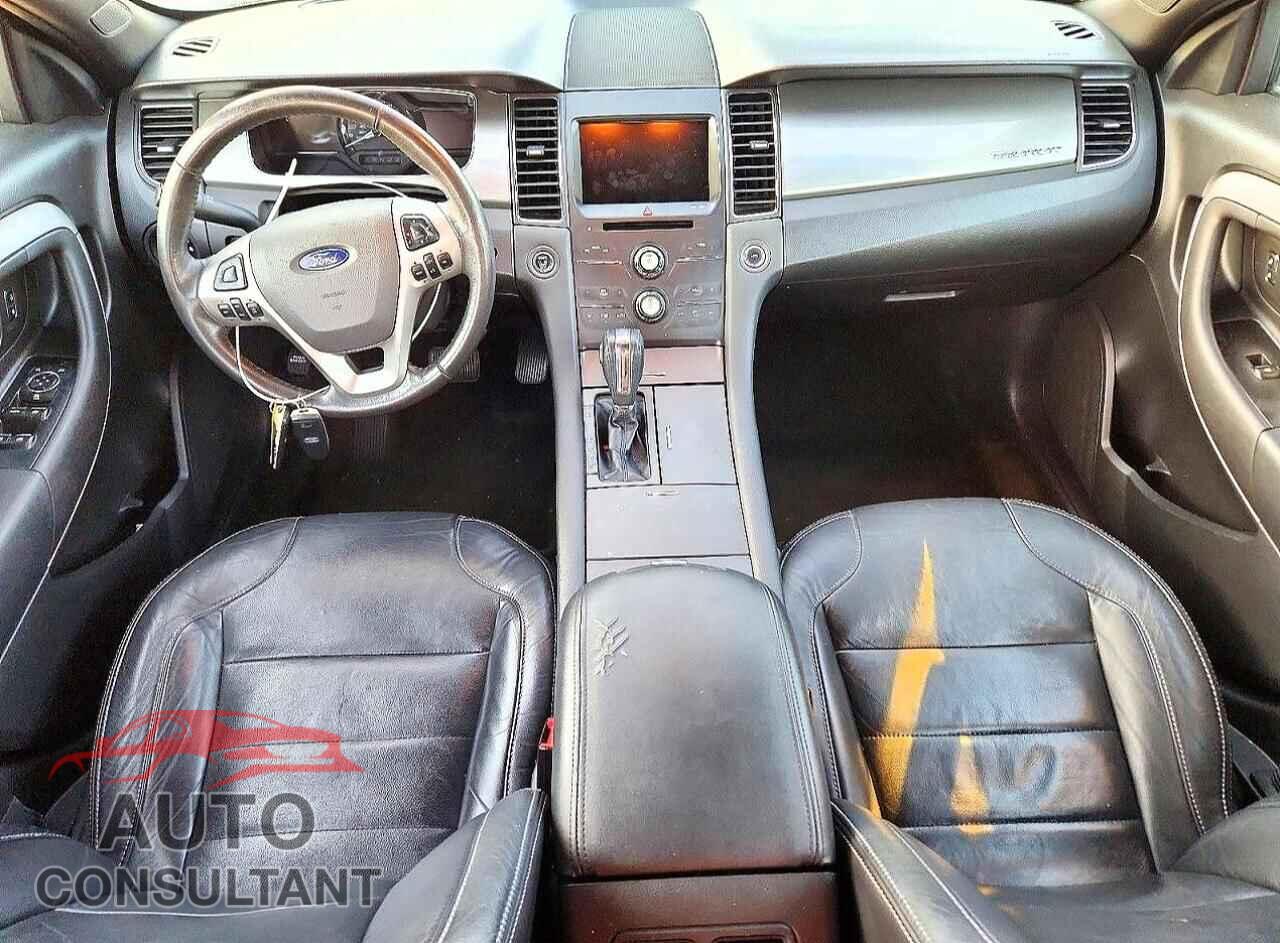 FORD TAURUS 2015 - 1FAHP2E81FG207429