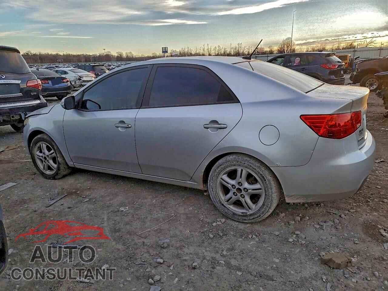 KIA FORTE 2010 - KNAFU4A24A5140835