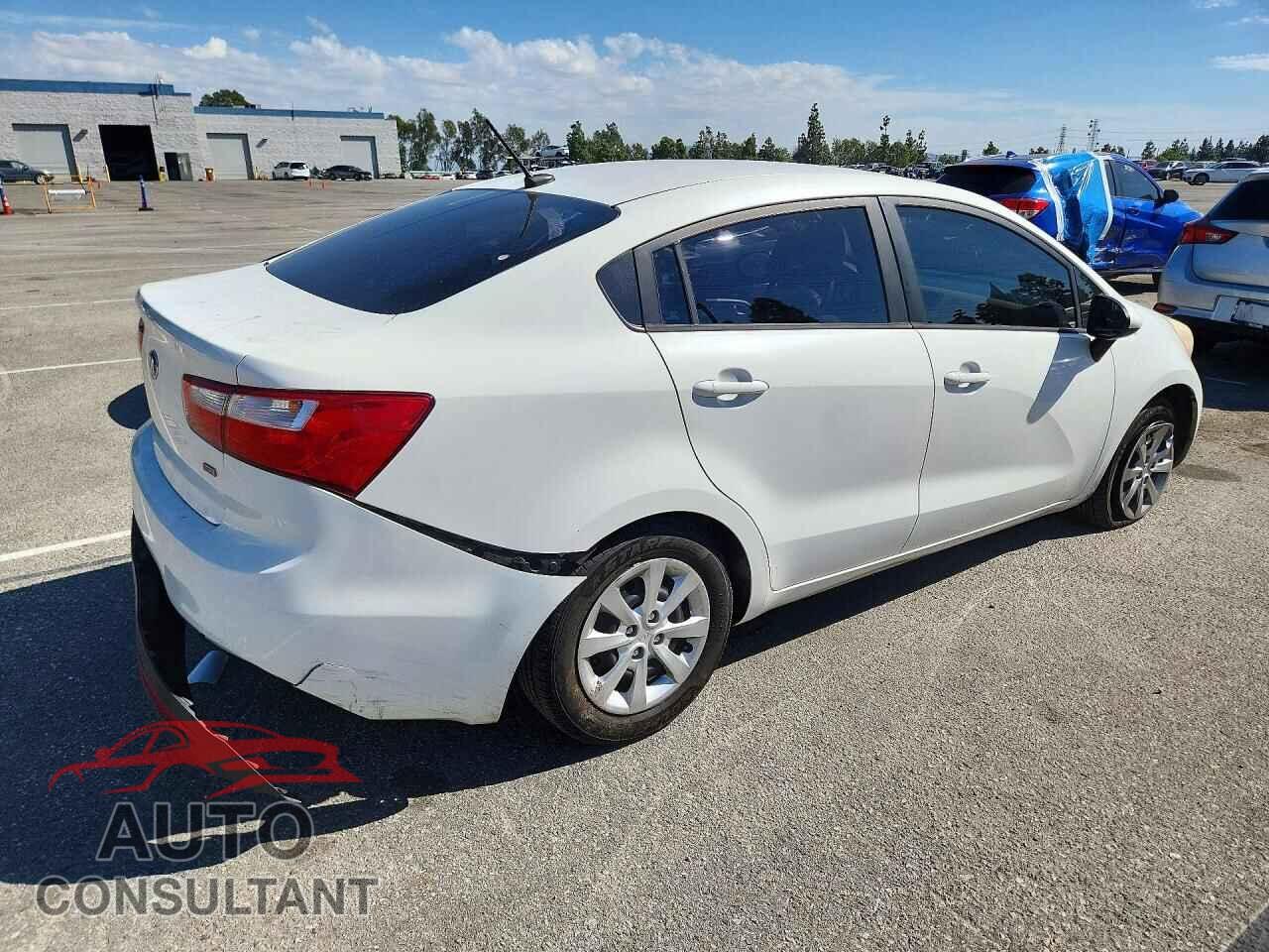 KIA RIO 2014 - KNADM4A3XE6328520