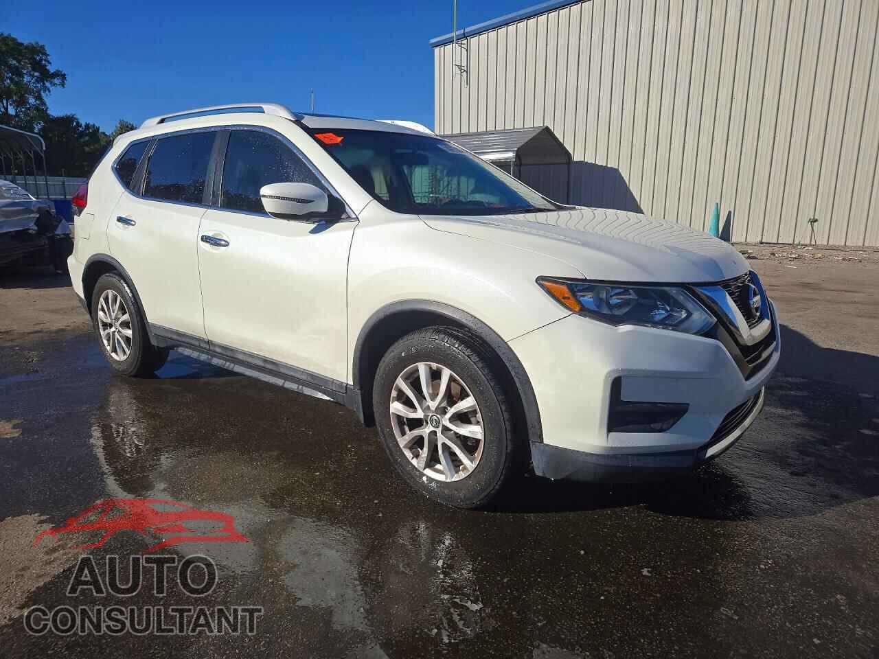 NISSAN ROGUE 2017 - 5N1AT2MT3HC765513